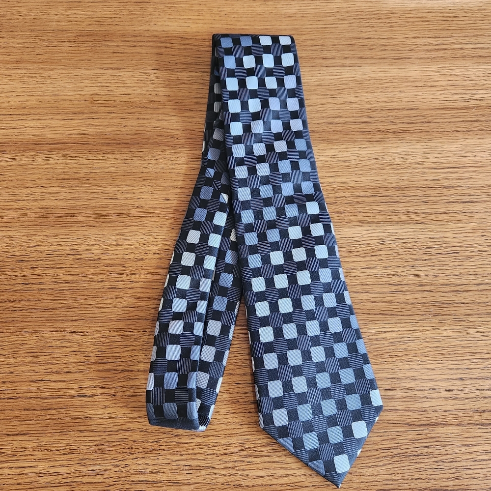Sean John Men's Tie in Blue Gray Black Geometric Print